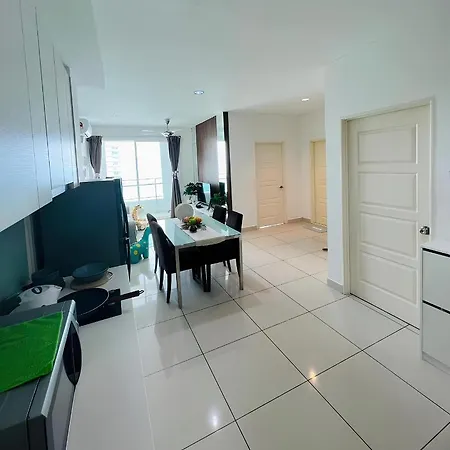 Mansion One L 6Pax 2R1B L Seaview L Gleneagle L By Perfectsweethome George Town Exterior photo